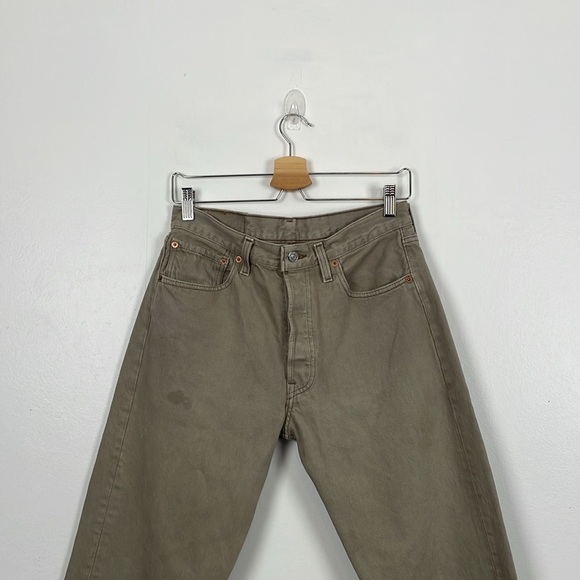 Levis 501 Jeans Mens 32-34 Straight Leg Red Tag Button Fly 5 Pocket Denim Jeans - Picture 3 of 10